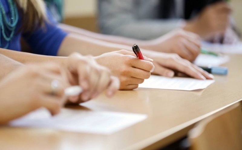 Când ar putea avea loc simulările la Evaluarea Naţională şi Bacalaureat 2025