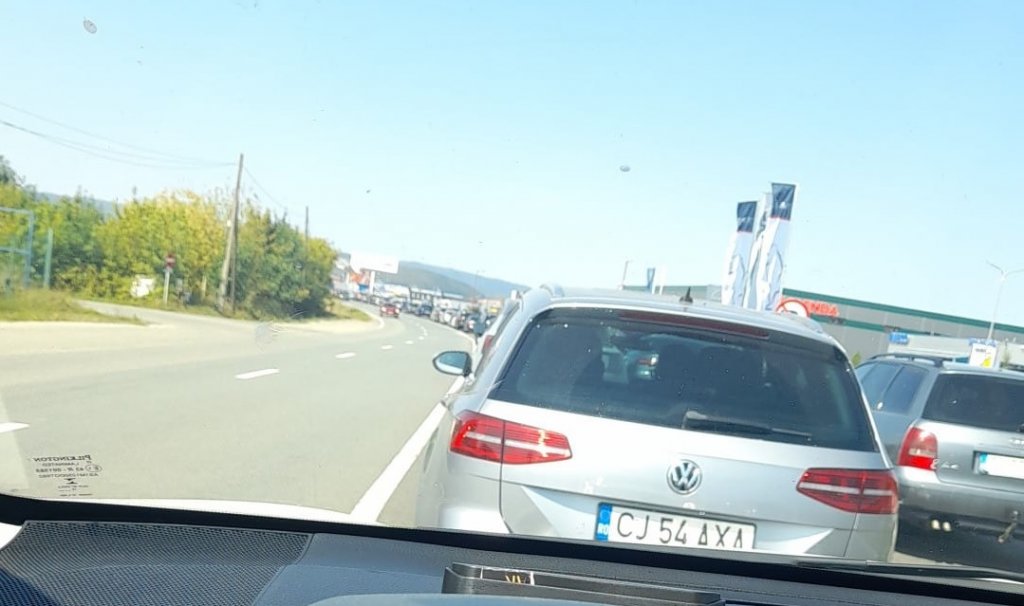 Minivacanța blochează traficul. Cozi uriașe la ieșirea din Cluj-Napoca