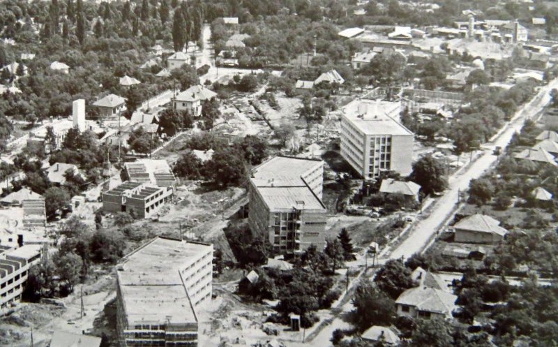 Fotografie aeriană a zonei străzii Observator și Complexul Studențesc Observator în construcție