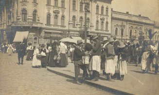 "Vederi din Cluj". O zi de târg, din perioada 1900-1904