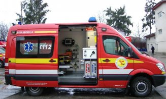 Accident rutier cu trei victime pe un drum din Cluj. A intervenit descarcerarea