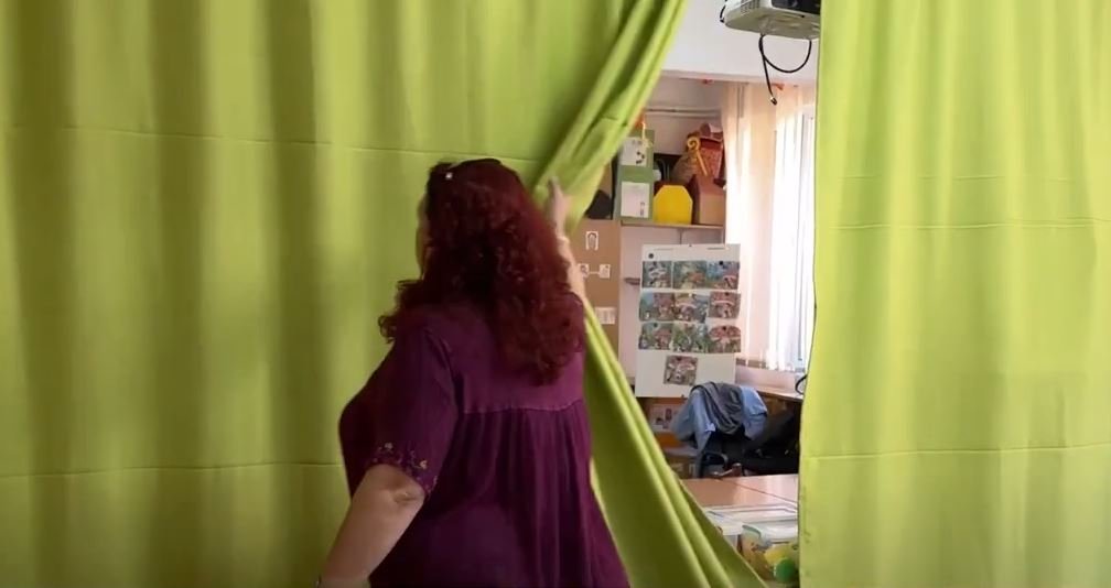 Gradiniță din Cluj, în plin șantier. Rămași fără spațiu și bucătărie, copiii au fost comasați și hrăniți de la catering. "Am sperat că va fi gata"