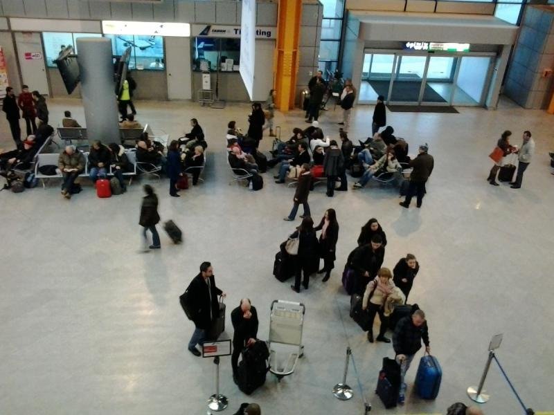 Zborurile de pe Aeroportul Cluj spre Bruxelles, ANULATE joi. Grevă pe Aeroportul Charleroi