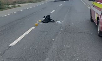 Accident GRAV între o mașină și o motocicletă pe un drum din Cluj. Două victime, una inconștientă/ S-a solicitat elicopterul SMURD