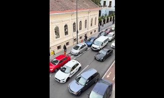 Noaptea minţii... dis de dimineaţă în traficul din Cluj-Napoca / "No ăsta-i tupeu maxim!"/ "Şi-a dus copilul la şcoală"