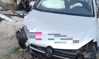 Accident violent într-un sat din Cluj: O victimă și două mașini distruse