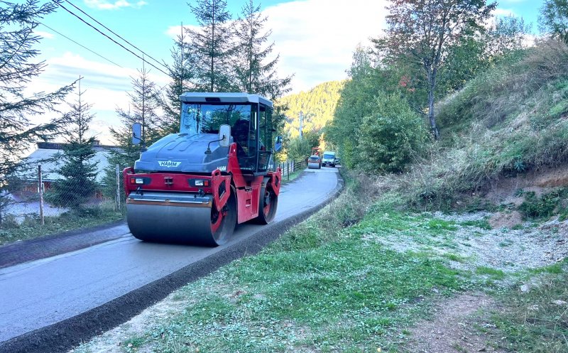 Se asfaltează drumul județean situat în una dintre cele mai pitorești zone ale Clujului