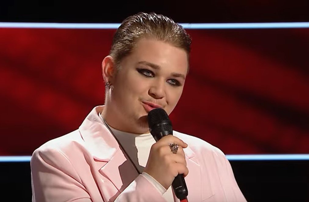 Un student la Regie de Operă a impresionat jurații la „Vocea României”. Ionuț Hanțig a întors toate scaunele