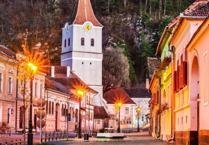 Un orășel din Transilvania reuşeşte ceea ce marile oraşe nu pot! Turismul local a explodat de 250 de ori în 20 de ani
