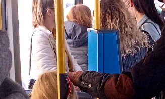 Cum îşi fac planul de amenzi controlorii CTP din Cluj-Napoca / "Ne-au spus că biletul se achiziționează înainte de urca în autobuz. Și atunci POS-urile din autobuz pentru ce sunt puse?"