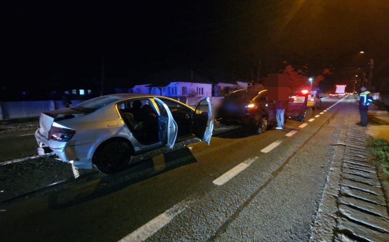 Accident între trei mașini, în Cluj: O minoră de șapte ani și un bărbat au fost transportați la spital