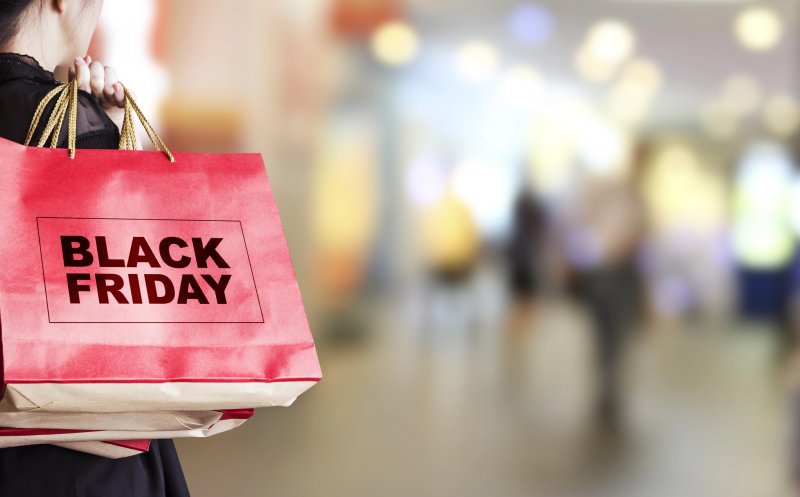 Românii vor să cheltuie mai mult de Black Friday anul acesta. Cât a crescut bugetul