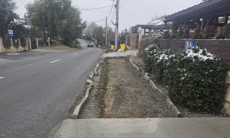 Au început lucrările pentru realizarea trotuarelor într-o comună din județul Cluj. Tișe: „Creștem calitatea vieții”