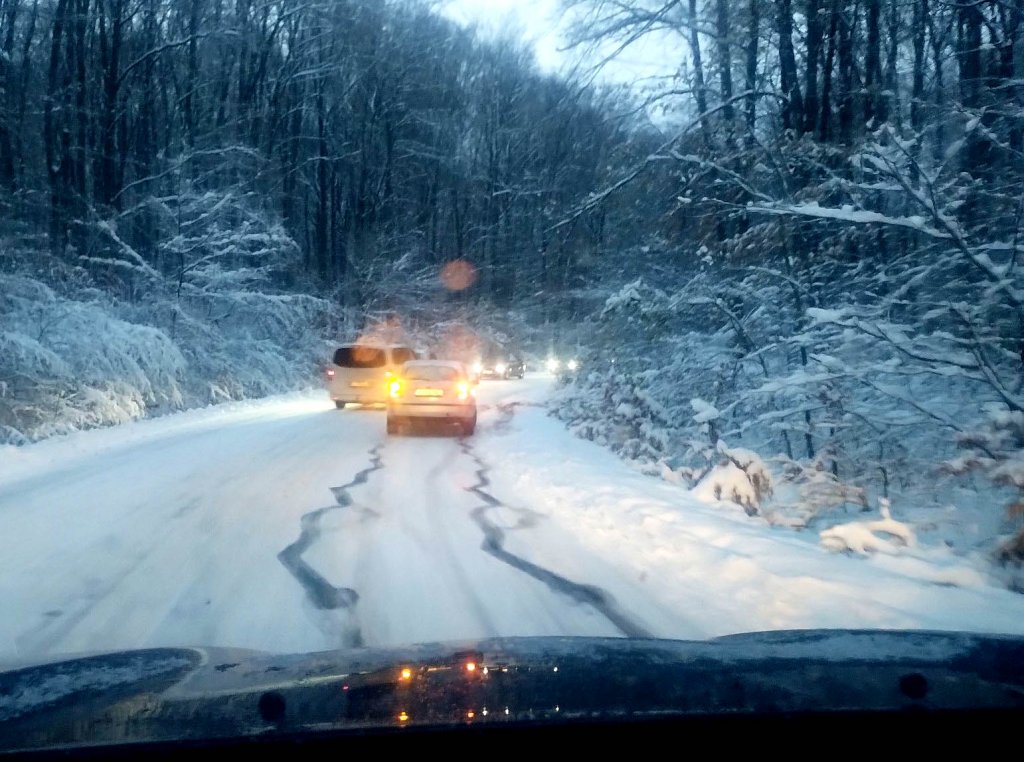 Mesaj RO-Alert de avertizare nowcasting tip COD ROȘU de vânt puternic în Cluj