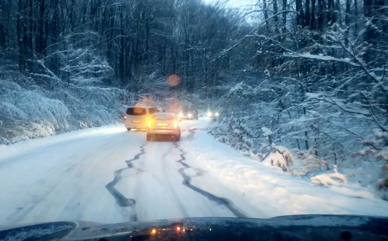 Mesaj RO-Alert de avertizare nowcasting tip COD ROȘU de vânt puternic în Cluj