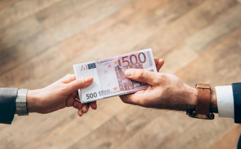 România nu s-ar fi putut dezvolta fără fonduri europene. Boc: ''Avem 70 de mld. euro care au intrat în această țară, au făcut diferența''