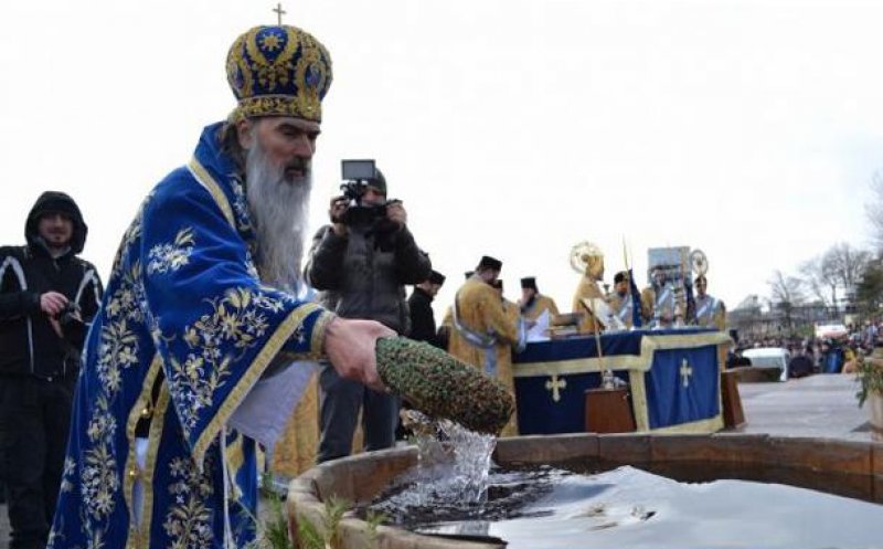 ÎPS Teodosie va fi cercetat pentru încălcarea repetată a hotărârilor Sfântului Sinod privind campaniile electorale