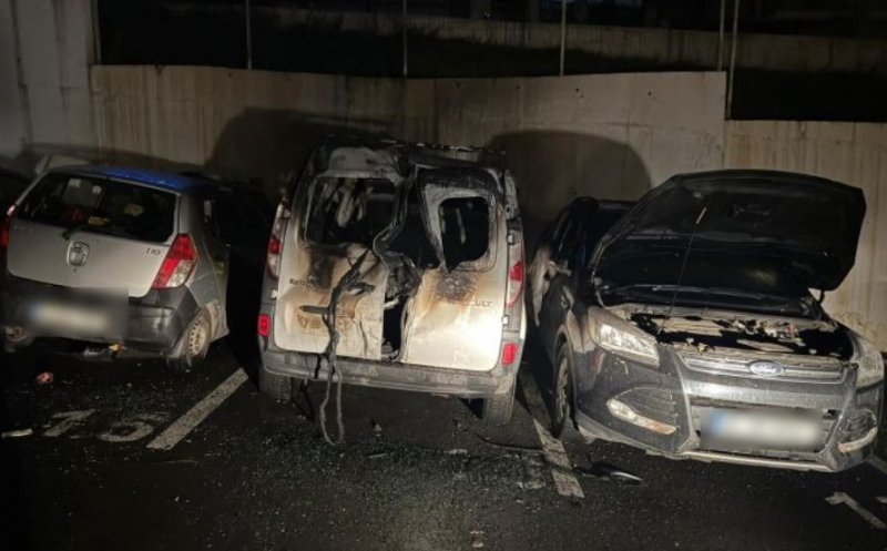 Incendiu suspect în Florești! Trei mașini au fost distruse de flăcări în noaptea de vineri spre sâmbătă