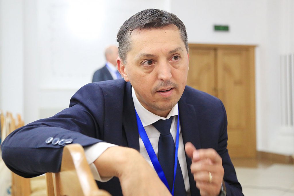 Înghețarea salariilor ar putea scoate profesorii în stradă. Ministrul Daniel David: Mă aștept la proteste, mă aștept să fie nemulțumiri