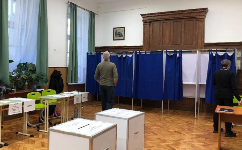 ANALIZĂ | Anul politic 2024 s-a încheiat „în coadă de pește” / Care sunt pericolele lui 2025, în viziunea analiștilor politici clujeni