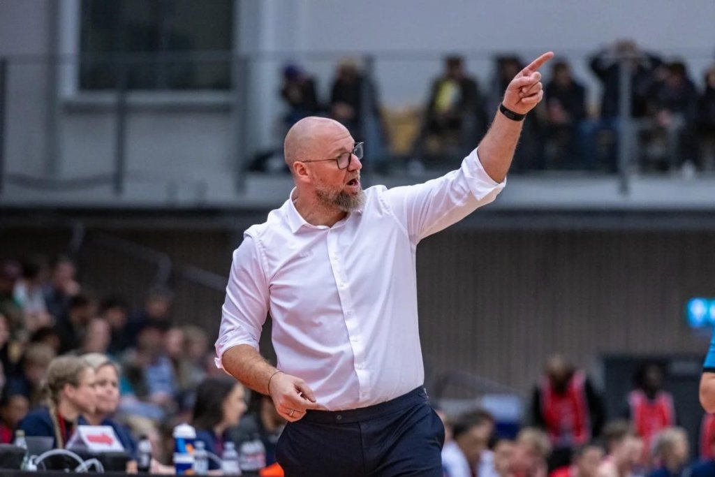 Mihai Silvășan, dezamăgit după meciul cu Hapoel Ierusalim. Cum explică antrenorul înfrângerea