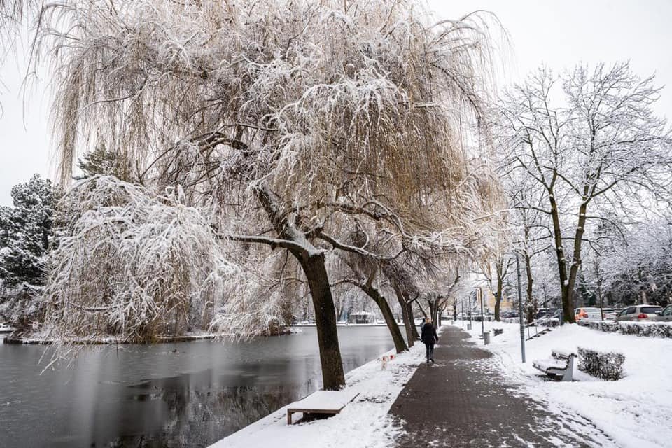 Prognoză nouă de la meteorologi! Cum va fi vremea în următoarele două săptămâni/ Temperaturi de -12 °C în Transilvania
