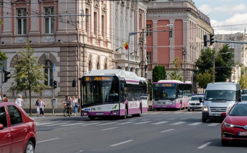 Mica Unire. Transport public conform programului de duminică, seara mai mule autobuze centru-cartiere