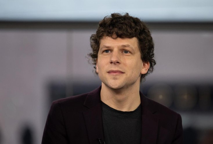 Actorul Jesse Eisenberg a fost în concediu în România: "O călătorie uimitoare. A fost singura dată când am fost în vacanță și nu m-am urât"