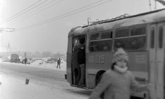 "Când iarna era iarnă în Mănăștur" / "O perioadă mizerabilă. Cum era afară de frig, așa era și în case..."