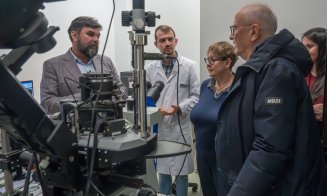 Un reputat imunolog francez, în vizită la UMF Cluj, unde a susținut și o conferință