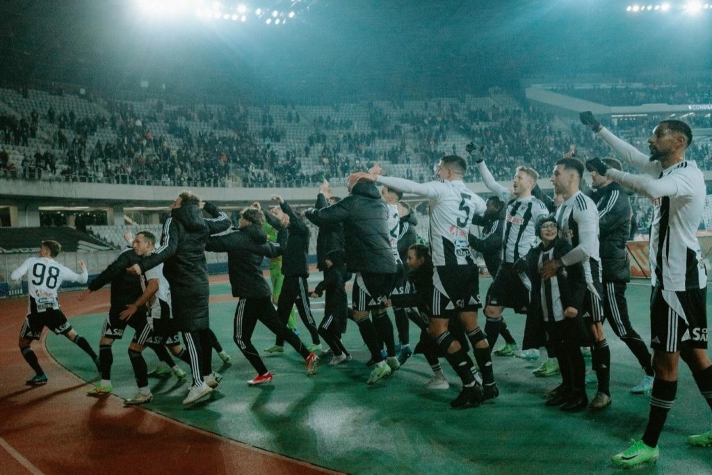 Cum ar putea arăta Universitatea Cluj, cu Fabry și Macalou în teren. Sabău poate "jongla" cu sistemele tactice