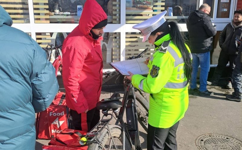 Controale în tot Clujul la livratorii de mâncare