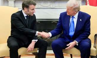 Macron, primit de Trump la Casa Albă, după ce relațiile dintre Europa și SUA au ajuns în criză