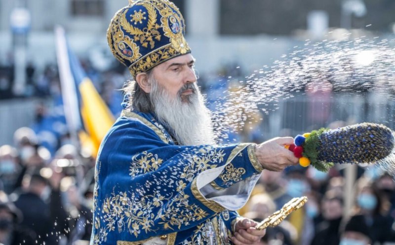 IPS Teodosie va fi judecat pentru cumpărare de influență