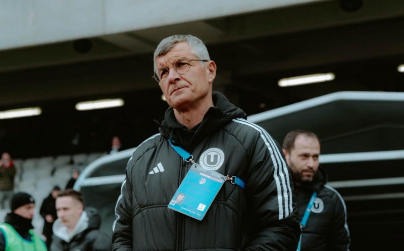 Îndemnul lui Sabău înainte de play-off: "Cred că puțin realism nu ar strica. Trebuie să ne bucurăm de ceea ce am reușit"