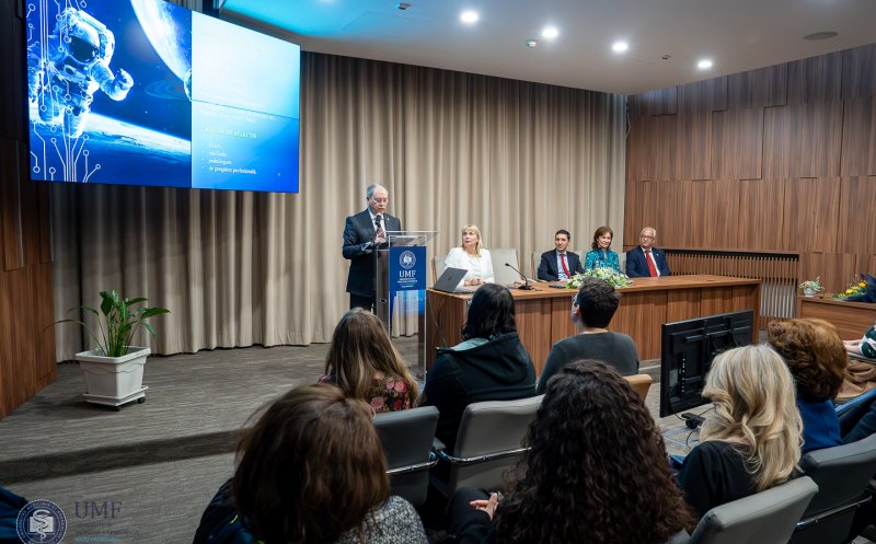 Astronautul Dumitru Prunariu a vorbit la UMF Cluj despre provocările medicale ale călătoriei în spațiu
