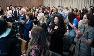 Astronautul Dumitru Prunariu a vorbit la UMF Cluj despre provocările medicale ale călătoriei în spațiu