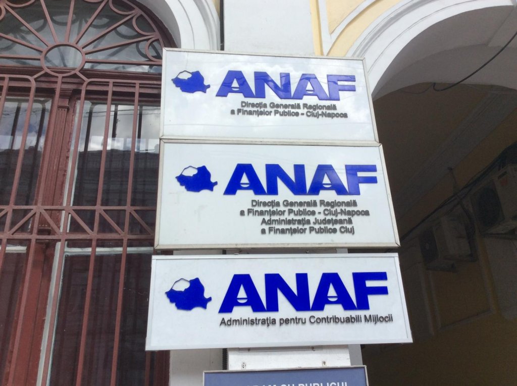 Atenție la țepele telefonice. Cum se dau escrocii drept angajați ANAF