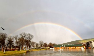 "Aoleu, câtă lume s-a uitat pe geam de acasă, numa eu eram la lucru?" / Spectacol pe cer surprins din Floreşti