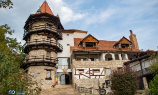 Castelul Lupilor Transilvania și-a redeschis porțile. Istoria unui loc de legendă, aflat la 2 ore de Cluj-Napoca