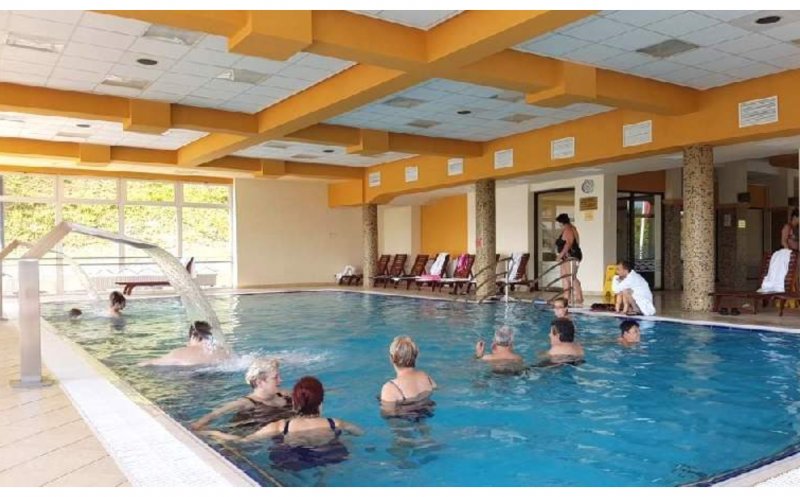 Pensionarii clujeni pot ridica biletele de tratament