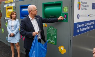 Primele „insule ecologice” digitalizate, funcționale la Cluj-Napoca. Se accesează cu CARTELĂ sau cu MOBILUL! Boc, către Supercom: ''Gata cu haiducia!'