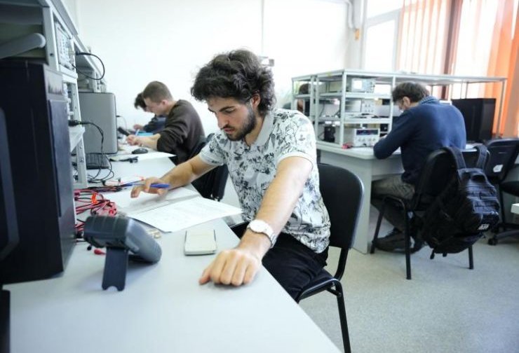 Rezultate remarcabile obținute de studenți ai Universității Tehnice din Cluj-Napoca la faza națională a concursului profesional „Tudor Tănăsescu” - 2025