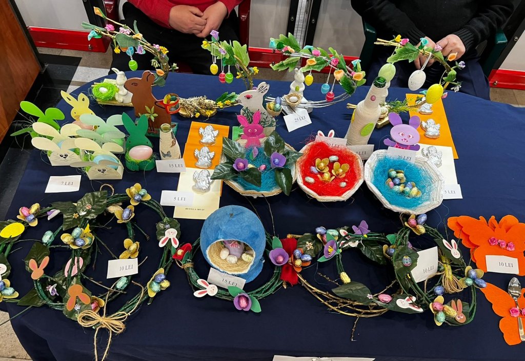 Vrei să faci o faptă bună de Paște? Târg de obiecte hand-made, create de copii asistați social și persoane adulte cu dizabilități