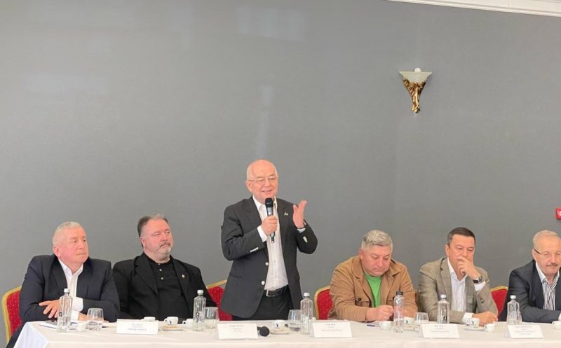 Liberalii și social-democrații, întâlnire importantă la Cluj pentru campania lui Crin Antonescu