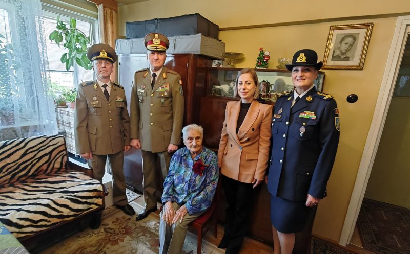 Doi veterani de război, trecuți de 100 de ani, sărbătoriți la Cluj: "Vă mulțumim pentru tot ceea ce ați făcut pentru națiunea română!"