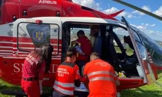Intervenții de urgență cu elicopterele SMURD. Un nou-născut și un bebeluș de 7 luni au fost transportați la Cluj