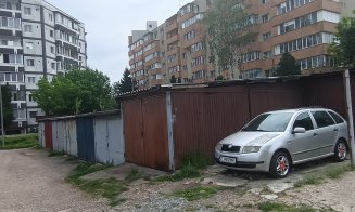 Garaje cu panouri solare în Mănăştur! O redută a garajelor de cartier rezistă, deşi multe altele din acelaşi calup au fost demolate de câţiva ani