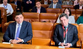IMAGINEA ZILEI! Nicușor Dan și George Simion, umăr la umăr pentru prima dată după turul 1