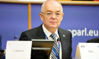 Emil Boc, despre scrutinul de duminică: „Cred în participarea românilor la vot". O „săptămână crucială" pentru viitorul României